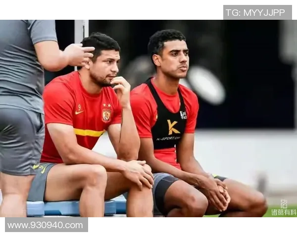 广州羽毛球队灵活性引发热议球员表现与战术调整成焦点讨论 广州羽毛球队灵活性引发热议球员表现与战术调整成焦点讨论